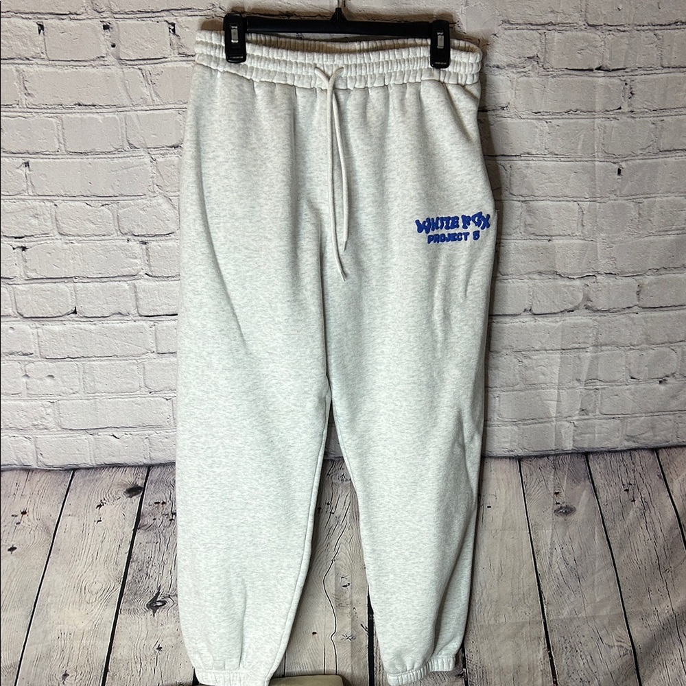 Women’s White Fox Boutique gray and blue joggers/sweatpants size large,project 5